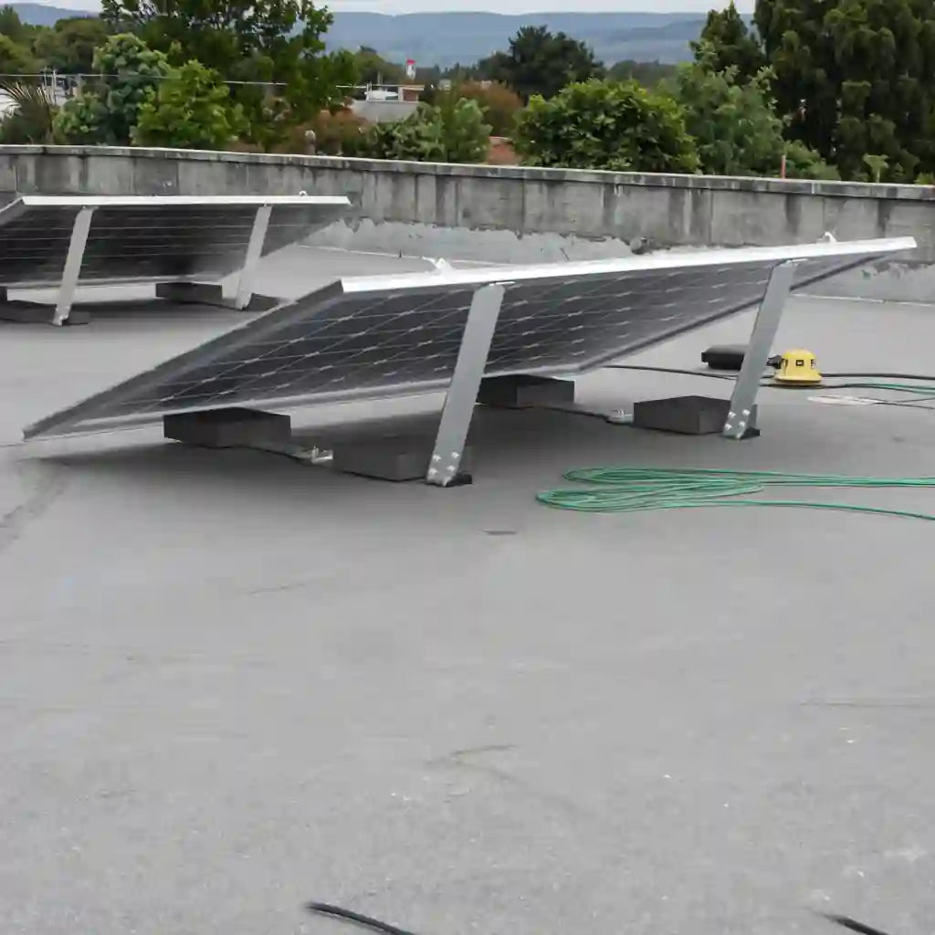 Worldwide Solar Model 2 – 20° ZAM Steel Ballast Solar Mounting System